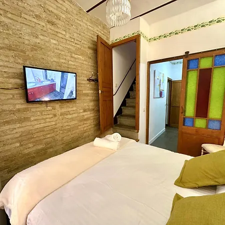 Brand New Tarraco Cathedral Holiday home *
